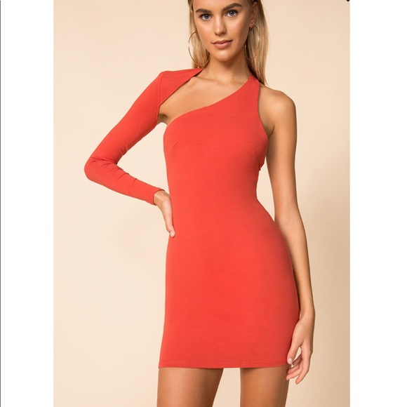 Dress - Picture 1 of 3